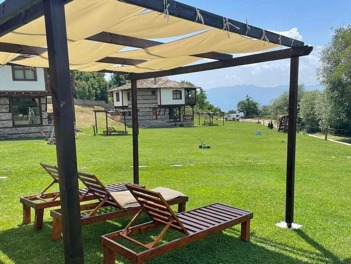 Leshten Guest Homes Экстерьер фото