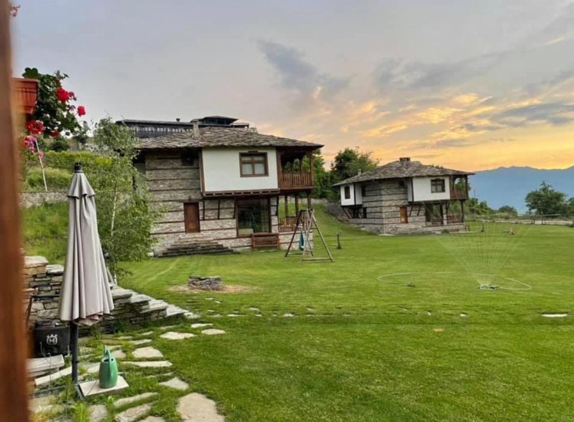 Leshten Guest Homes Экстерьер фото
