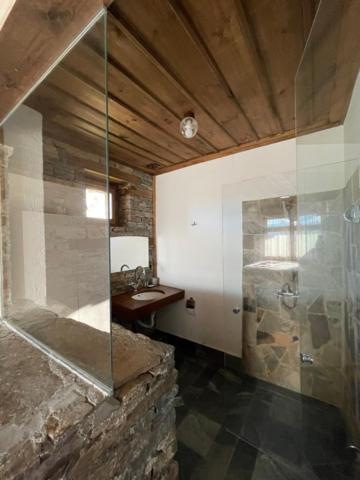 Leshten Guest Homes Экстерьер фото