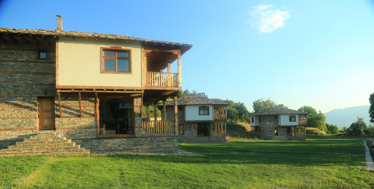 Leshten Guest Homes Экстерьер фото