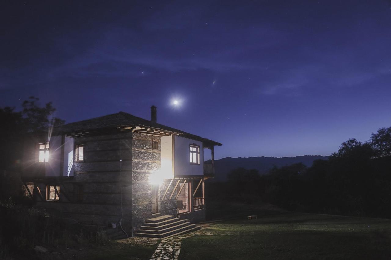 Leshten Guest Homes Экстерьер фото